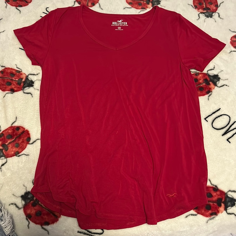 Hollister shirt